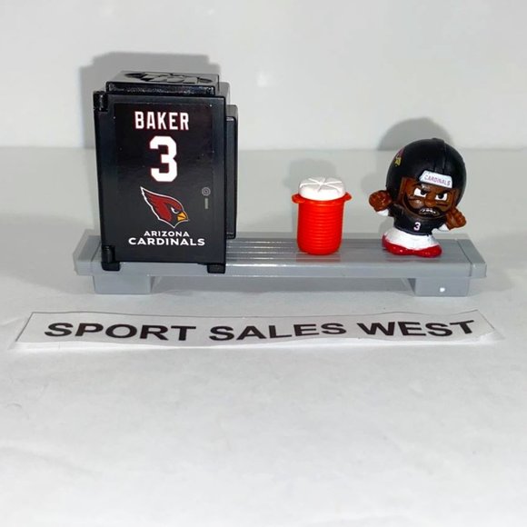 2024 Arizona Cardinals Teenymates ( Series 12 ) with Locker, Bench & Cooler! - Picture 1 of 1
